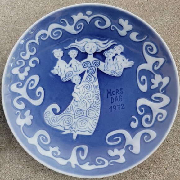 1971 &1972 Mors Dag (Mother's Day) Decorative Plates From Copenhagen Denmark - Picture 4 of 5